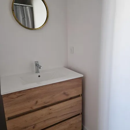 Maison Climatisee Avec Piscine